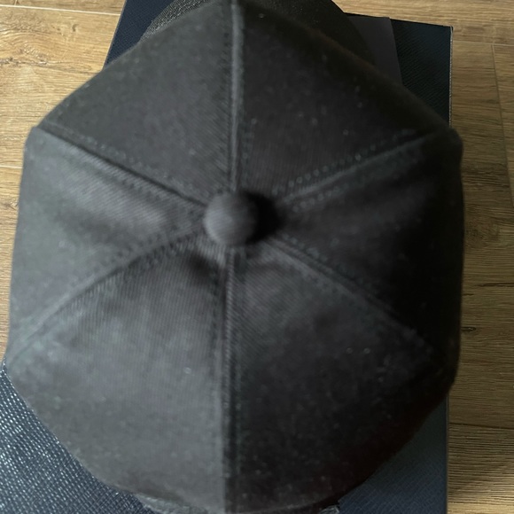 PRADA-AUTHENTIC (NWT) All Black Large Baseball Cap - Picture 13 of 16